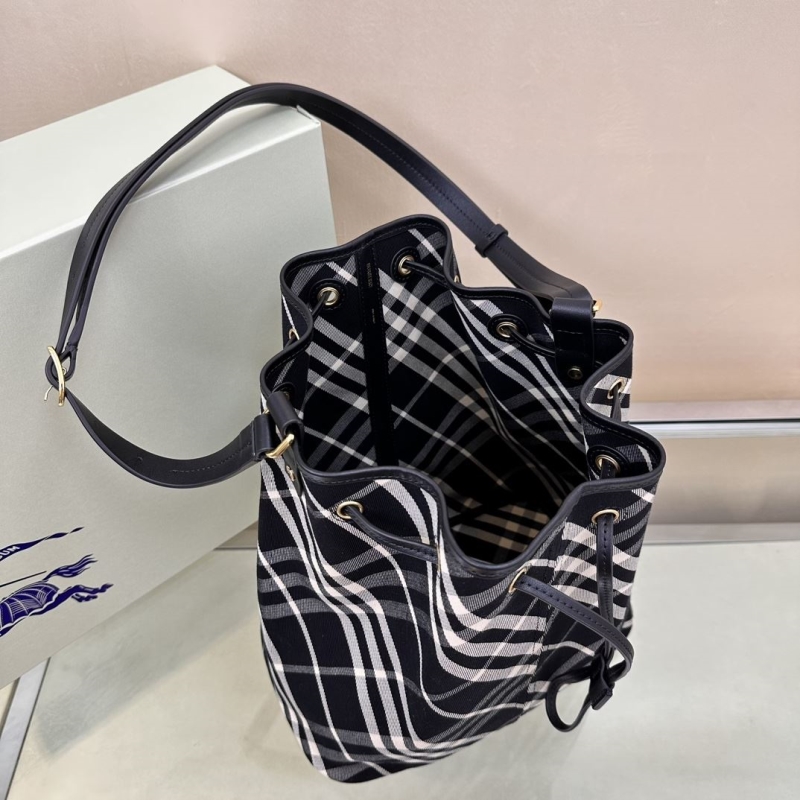 Bv*b*rry bucket bags